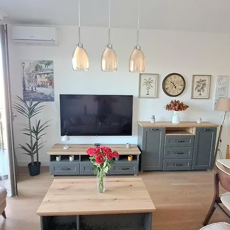 Pops Belgrade Waterfront Sajmiste